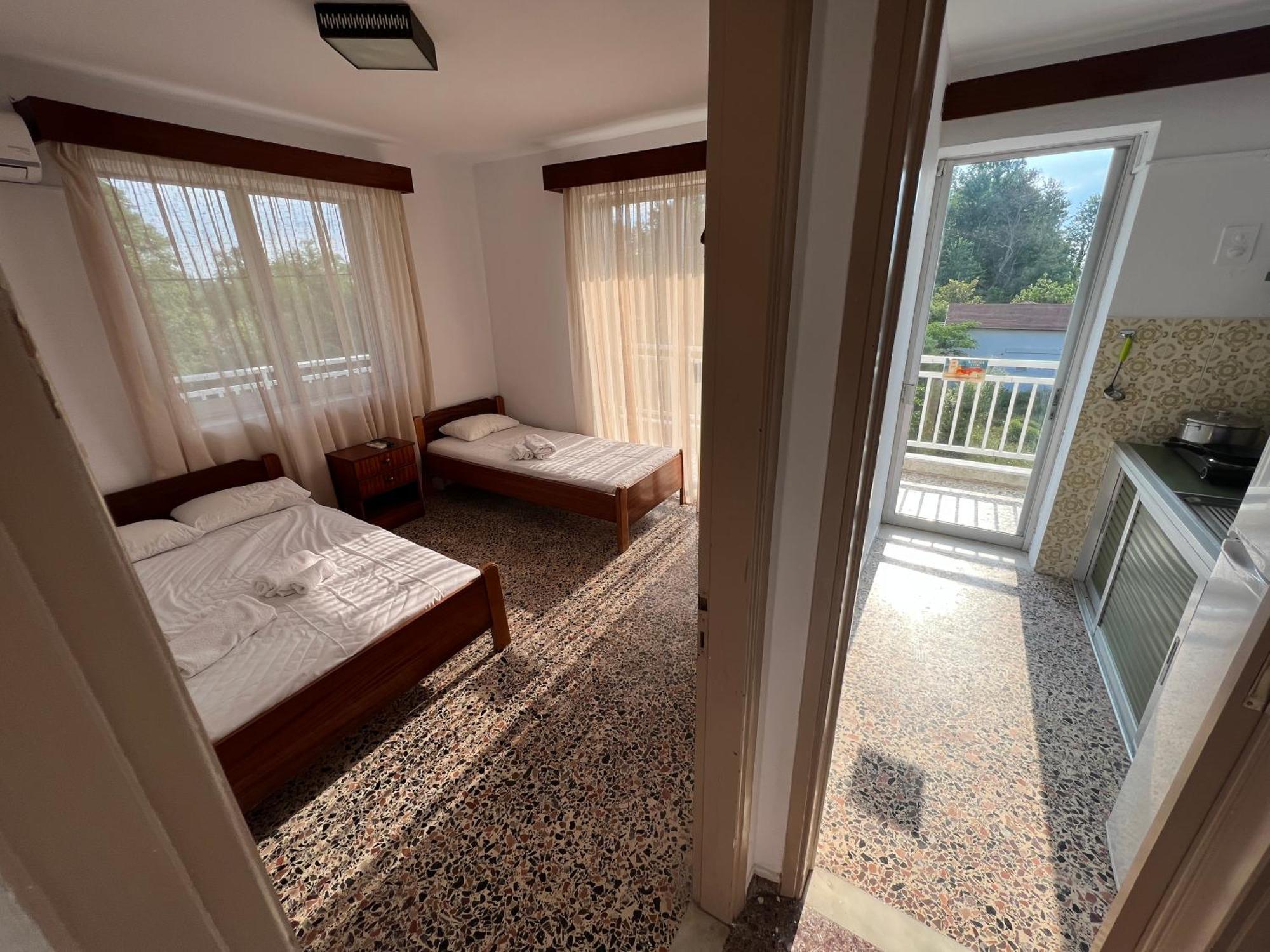 Prado Apartment Hotel Limín Litochórou Oda fotoğraf